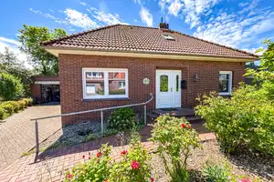 Pewsum!
Begehrtes Einfamilienhaus mit Gartenparadies in Bestlage – Aurich (Kreis) – Vorschaubild 11