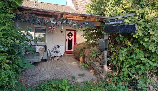 Bild von Mehrgenerationenhaus mit großem Grundstück...