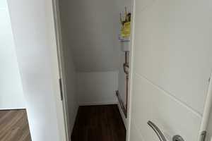 Stilvolle 3,5-Raum-Wohnung in zentral Stuttgart  – Stuttgart – Vorschaubild 4