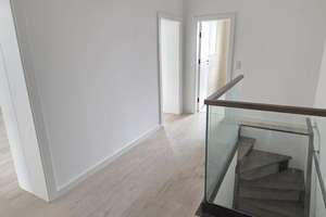 Modern, großzügig  und  im Erdgeschoss: 4-Zimmer-Maisonette-Wohnung im Herzen von Moers – Die vollständige Adresse der Immobilie erhältst du vom Anbieter., 47441 Mitte, Moers – Vorschaubild 9