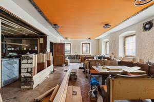 Denkmalschutz: Wohn- und Geschäftshaus – historischer Altbau als Investment – Die vollständige Adresse der Immobilie erhältst du vom Anbieter., 92237 Sulzbach-Rosenberg – Vorschaubild 4