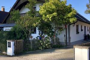 *Provisionsfrei* Gepflegte Doppelhaushälfte  mit Garage in Ottenhofen – Die vollständige Adresse der Immobilie erhältst du vom Anbieter., 85570 Ottenhofen – Vorschaubild 1