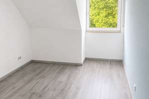 Haus im Haus Charme in Burgaltendorf _  Wohnung als Reihenhausbebauung – Charlottenstr. 141 a, 45289 Überruhr-Holthausen, Essen – Vorschaubild 13