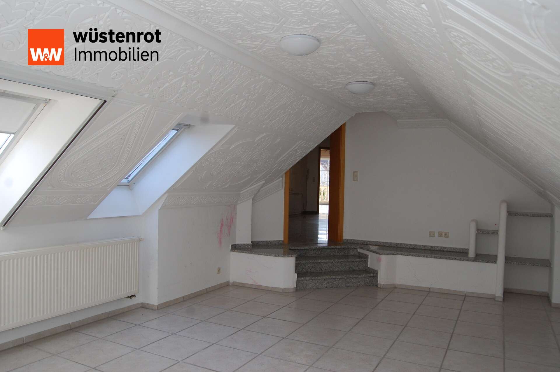 Immobilie in Brunn - Großzügiges EFH in ruhiger Lage in Brunn/Laaber – auch für 2 Generationen, sofort bezugsfrei - Bild 12