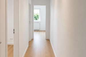 2 kernsanierte, helle und großzügige 2,5 Zimmer Wohnungen – Die vollständige Adresse der Immobilie erhältst du vom Anbieter., 44892 Langendreer, Bochum – Vorschaubild 4