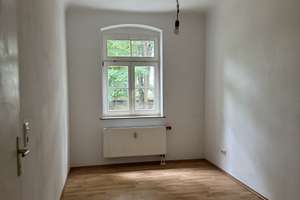 Charmante 2-Raum-Altbauwohnung mit Balkon in Dresden-Kaditz – Rankestr. 28, 1139 Kaditz, Dresden – Vorschaubild 4