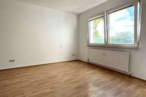 MZ-Finthen: 2 ZKB, EBK, Balkon, Garage, Studenten WG möglich, nahe UNI – Sertoriusring 23, 55126 Finthen, Mainz – Vorschaubild 13