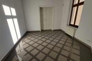 Zentrale 3,5-Raumwohnung mit neuem Bad, EBK und Balkon – Berliner Straße 24, 2826 Innenstadt, Görlitz – Vorschaubild 4