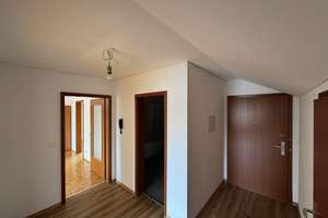 Helle, geräumige und frisch sanierte 2,5 Zimmer-Dachgeschosswohnung – Uhlandstraße 1, 92637 Hammerweg, Weiden in der Oberpfalz – Vorschaubild 12