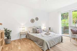 Erstbezug! Wunderschöne, helle 3,5-Zimmer Wohnung mit 2 Balkonen und Stellplatz – Die vollständige Adresse der Immobilie erhältst du vom Anbieter., 70329 Obertürkheim (Ortsteil), Stuttgart – Vorschaubild 2