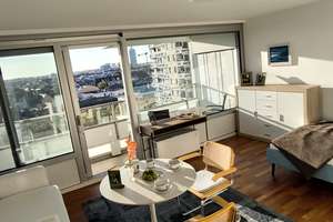 Geschmackvoll möblierte 1-Zimmer-Wohnung mit Blick über München! Befristeter Mietvertrag! – Theresienhöhe 6A, 80339 Schwanthalerhöhe (Ortsteil), München – Vorschaubild 2