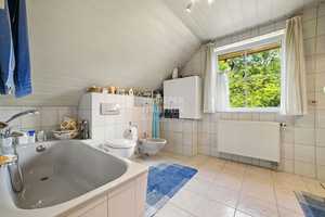 Charmantes EFH mit großer Südwest-Terrasse und idyllischem Grundstück * Garage und Carport – Saalekreis – Vorschaubild 10