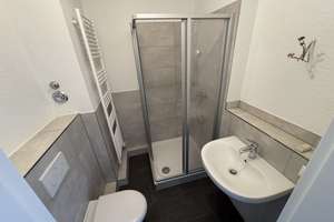 Neubaustandard- Helle zentalbelegene 3 Zi-Wohnung in HH-Harburg zu vermieten – Schwarzenbergstraße 17/19, 21073 Harburg (Ortsteil), Hamburg – Vorschaubild 31