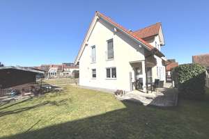 Ruhiges Familienidyll: Einfamilienhaus in Neutraubling – Die vollständige Adresse der Immobilie erhältst du vom Anbieter., 93073 Neutraubling – Vorschaubild 1