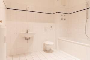 Gemütliche 2 Zimmer Balkon Wohnung im Herzen von Friedrichshain zu verkaufen! – Die vollständige Adresse der Immobilie erhältst du vom Anbieter., 10245 Friedrichshain, Berlin – Vorschaubild 11