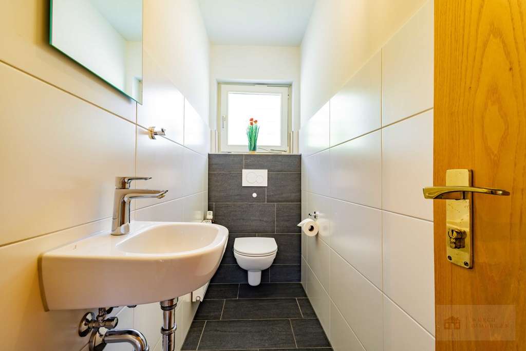 Immobilie in Müllheim - Sofort bezugsbereite Maisonettewohnung mit Haus-Charakter in Bestlage von Müllheim - Bild 2