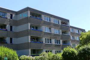 Wittenau! 2 + 2 halbe Zimmer DG-Eigentumswohnung mit schöner Loggia in der 3.OG mit Grünblick – Die vollständige Adresse der Immobilie erhältst du vom Anbieter., 13439 Märkisches Viertel, Berlin – Vorschaubild 2