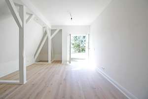 Exklusive 229 m² Maisonette-Wohnung: Historischer Charme trifft modernen Komfort – Die vollständige Adresse der Immobilie erhältst du vom Anbieter., 12205 Lichterfelde, Berlin – Vorschaubild 4