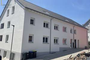 **Attraktives Mehrfamilienhaus in begehrter Wohnlage von Ehrenkirchen**