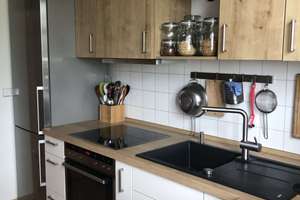 EBK-Abkauf möglich. 3-Zi.-Whg. im 1. OG am Heimgarten mit Stellplatz – Grüner Winkel 1, 9127 Gablenz, Chemnitz – Vorschaubild 1