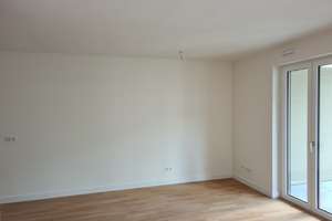 Hochwertige 2-Zimmer-Wohnung mit Balkon und Einbaukuche – 93049 Westenviertel, Regensburg – Vorschaubild 3