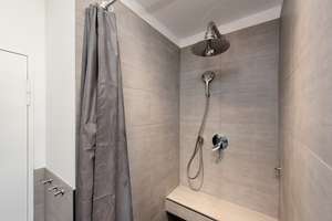 Bezugsfreie 2 Zimmer Doppelbalkon Wohnung provisionsfrei dicht Kudamm zu verkaufen – 10707 Wilmersdorf, Berlin – Vorschaubild 6