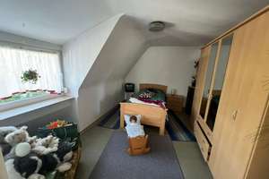Familienfreundliche Doppelhaushälfte mit weitläufigem Garten und viel Potenzial – Die vollständige Adresse der Immobilie erhältst du vom Anbieter., 90469 Gartenstadt, Nürnberg – Vorschaubild 18