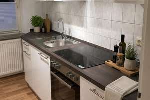 Garten mit charmanter 2-Zi-Whg mit Süd-/Ost-Balkon, Weitblick  – Franz-von-Kobell-Str. 22, 93051 Kumpfmühl-Ziegetsdorf-Neuprüll, Regensburg – Vorschaubild 11