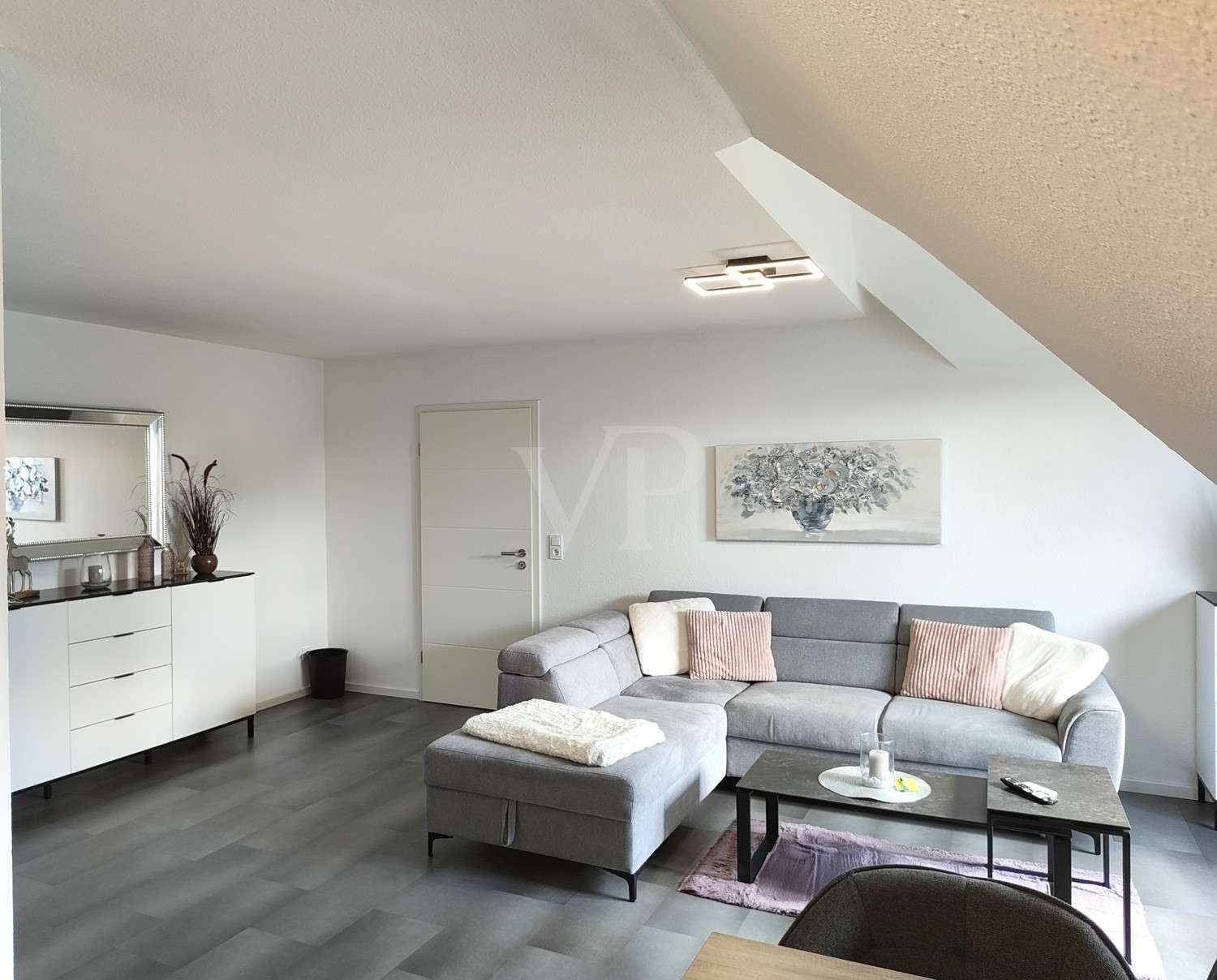 Immobilie in Oestrich-Winkel - Geschmackvoll modernisierte Maisonettewohnung in Rheinnähe - Einziehen und sich wohlfühlen! - Bild 13