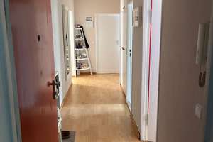 Befristet 3 Zimmer  Wohnung mit Balkon in Berlin-Zehlendorf – Die vollständige Adresse der Immobilie erhältst du vom Anbieter., 14165 Zehlendorf, Berlin – Vorschaubild 9