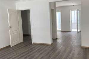 Stilvolle und helle 2-Zimmer-Wohnung mit Balkon in ruhiger Wohnlage von  Offenbach am Main – 63067 Messehalle, Offenbach am Main – Vorschaubild 2