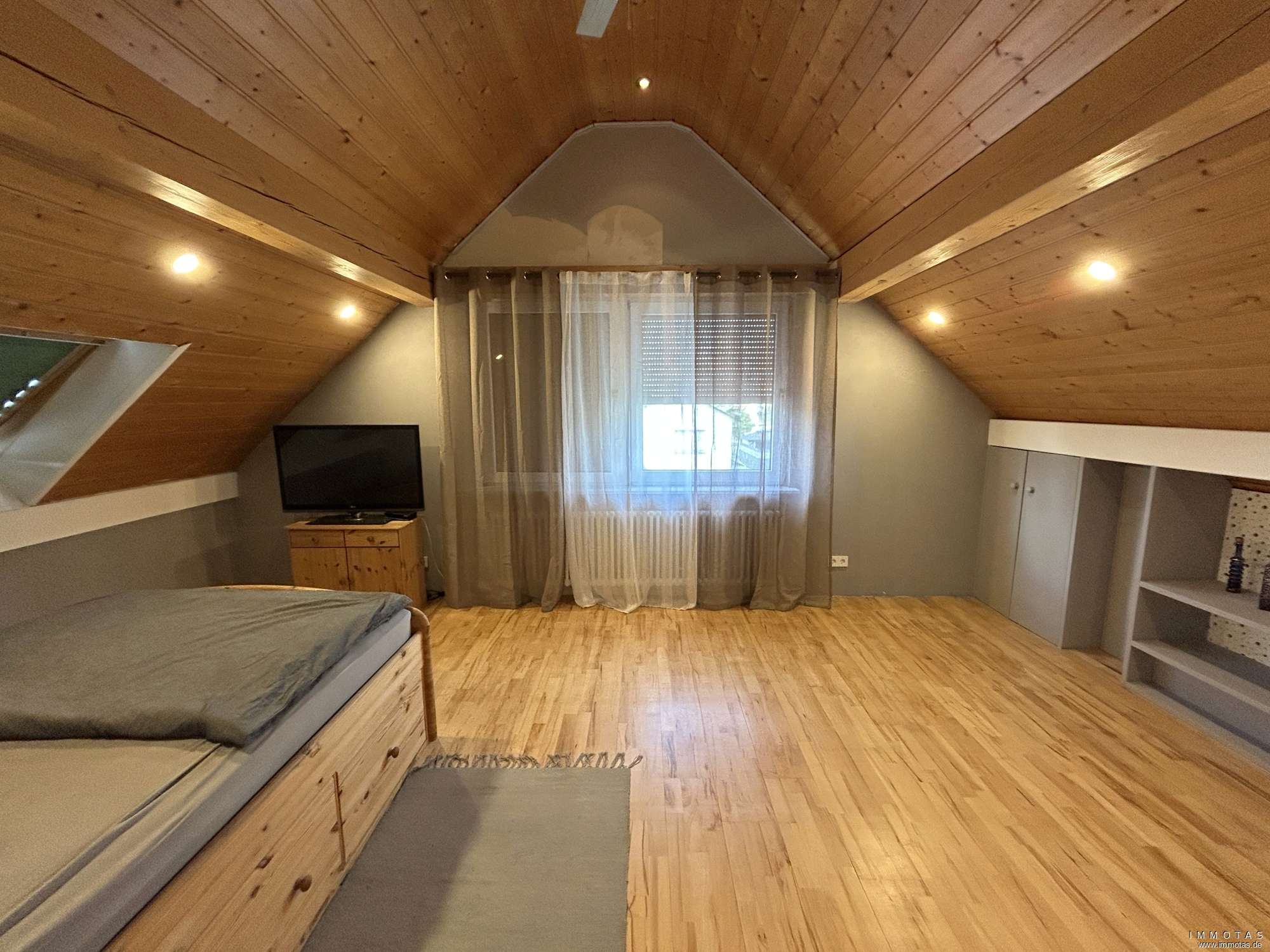 Immobilie in Enkenbach-Alsenborn - Großzügige Eigentumswohnung über zwei Etagen (OG/DG) mit durchdachter Raumaufteilung in Alsenborn - Bild 5