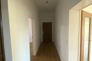 Helle, frisch renovierte 2-Zimmer-Wohnung, 2 Balkone, inkl. neuer Einbauküche in Mainz-Bretzenheim – Die vollständige Adresse der Immobilie erhältst du vom Anbieter., 55128 Bretzenheim, Mainz – Vorschaubild 4