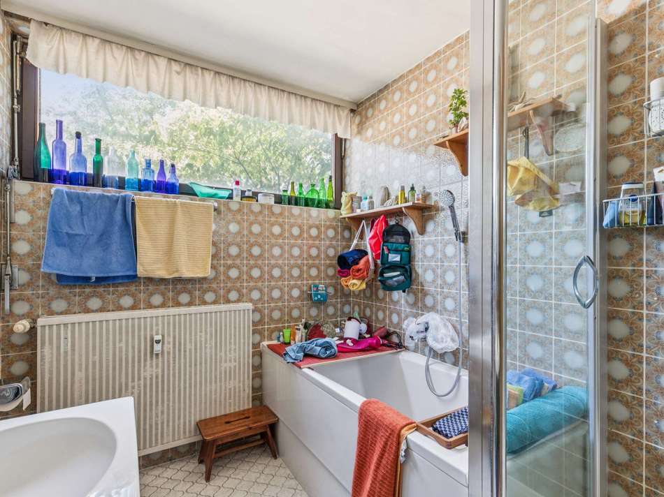 Badezimmer EG