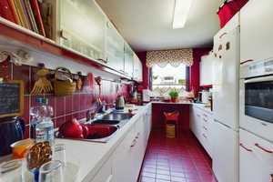 Idyllisches Bungalow mit Traumgarten in Ruhiger Lage – Walther-Rathenau-Str. 47, 75180 Pforzheim – Vorschaubild 7