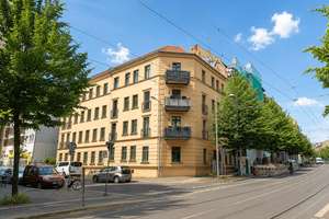FREI AB DEZEMBER!! 2015 sanierte 5-Raum-Wohnung mit 2 Bädern und Terrasse in Lindenau zu verkaufen.