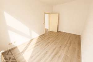 Apartment in schönem Altbau in Düsseldorf Unterbilk – Die vollständige Adresse der Immobilie erhältst du vom Anbieter., 40219 Unterbilk, Düsseldorf – Vorschaubild 4