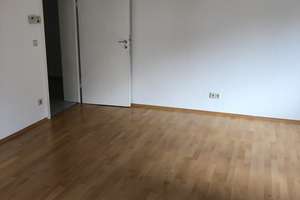 Gepflegte und gemütliche 2-Zimmerwohnung im Heusteigviertelrtel