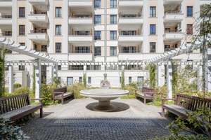 Ruhig und Zentral: 3-Zimmer-Wohnung mit Balkon in grüner Innenhoflage – Die vollständige Adresse der Immobilie erhältst du vom Anbieter., 10117 Mitte (Ortsteil), Berlin – Vorschaubild 3