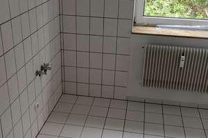 Schöne helle 3 Zimmerwohnung, Küche und Bad – Düppelstr. 8, 46045 Altstadt-Mitte, Oberhausen – Vorschaubild 8