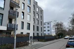 2-Zimmer-Wohnung mit viel Licht in ruhiger Gegend