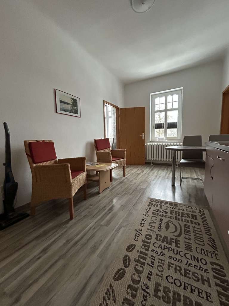 Immobilie in Stechlin - 1-Zimmer Eigentumswohnung und Ferienimmobile umgeben von zauberhafter Natur und Seen - Bild 0