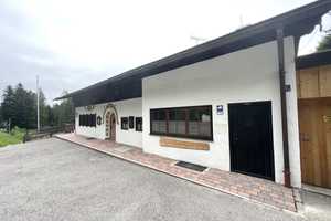Sonniges Mehrfamilienhaus mit gewerb. Nutzung, großem Grundstück, Terrasse, Balkon & Doppelgarage – Berchtesgadener Land (Kreis) – Vorschaubild 27