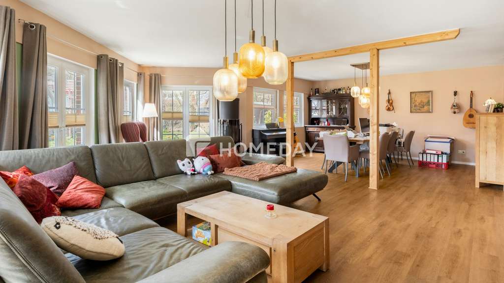 Immobilie in Elmenhorst/Lichtenhagen - Gepflegtes Zuhause mit Garten, Kamin und vielseitiger Nutzung - Bild 4