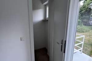 Attraktive, frisch renovierte Doppelhaushälfte in ruhiger Lage von Unterpfaffenhofen – Die vollständige Adresse der Immobilie erhältst du vom Anbieter., 82110 Germering – Vorschaubild 8