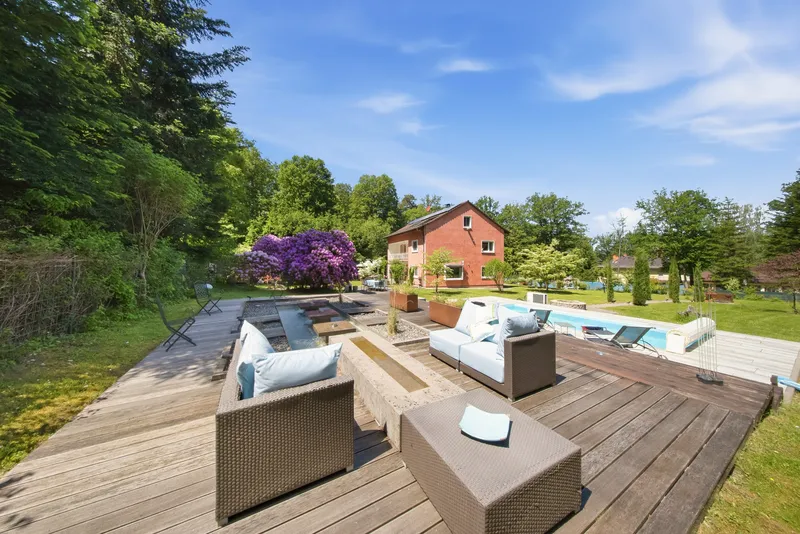 6BR Mansion – Pforzheim (Buckenberg) – park-like estate with pool & solar