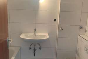 Schöne 1-Zimmer-Dachgeschosswohnung in Mönchengladbach – Die vollständige Adresse der Immobilie erhältst du vom Anbieter., 41236 Rheydt, Mönchengladbach – Vorschaubild 9