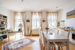 Elegantes Domizil in ruhiger Lage im Helmholtzkiez – Die vollständige Adresse der Immobilie erhältst du vom Anbieter., 10437 Prenzlauer Berg, Berlin – Vorschaubild 3