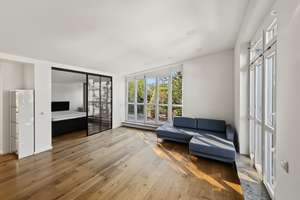 Erbbaurecht! Neuwertige 2-Zimmer-Dachgeschosswohnung mit zwei Dachterrassen in München-Ramersdorf