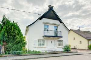 Äußerst geschmackvolles und charmantes Einfamilienhaus in beliebter und zentraler Wohnlage  – Die vollständige Adresse der Immobilie erhältst du vom Anbieter., 56579 Rengsdorf – Vorschaubild 3